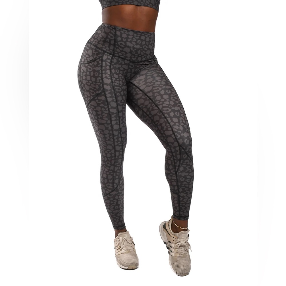 Black Cheetah Print Leggings